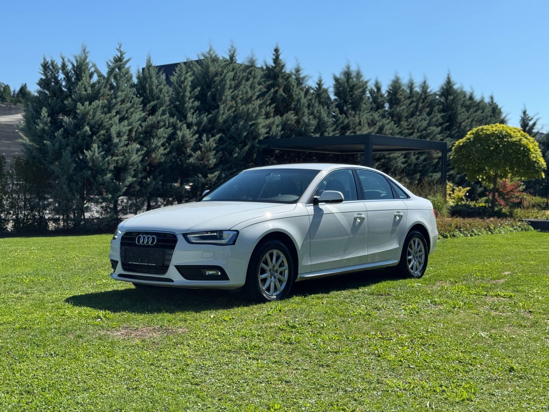 Audi A4 2,0 TDI DPF Limousine - Bild 2