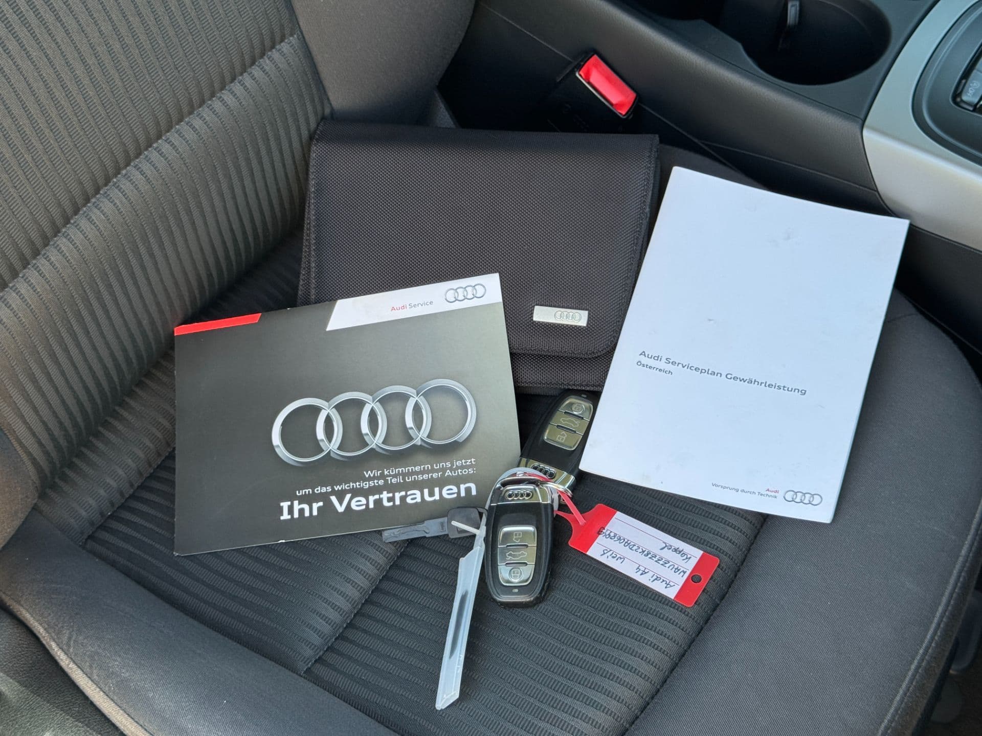 Audi A4 2,0 TDI DPF Limousine - Bild 42