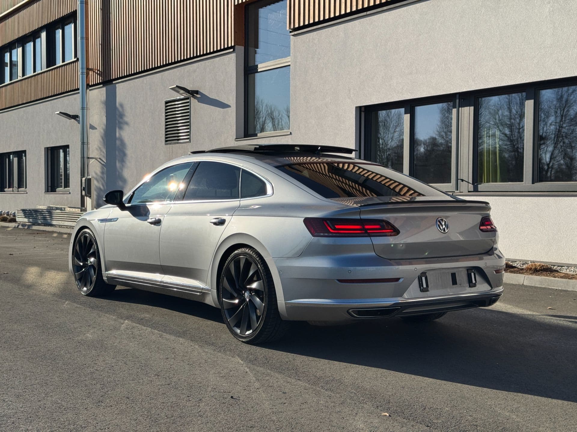 Volkswagen Arteon 2,0 TSI 4Motion Highline DSG - Bild 10