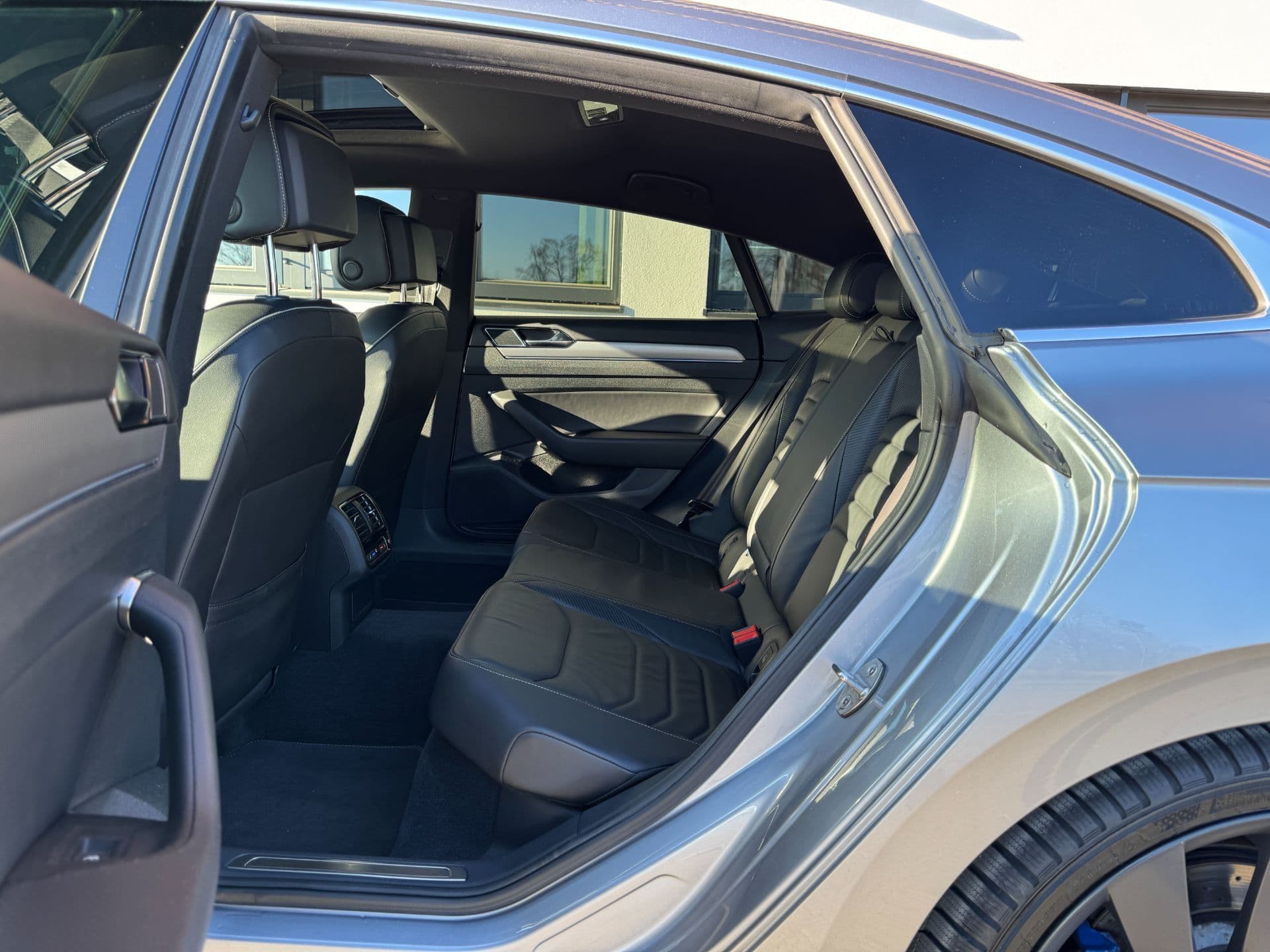 Volkswagen Arteon 2,0 TSI 4Motion Highline DSG - Bild 59