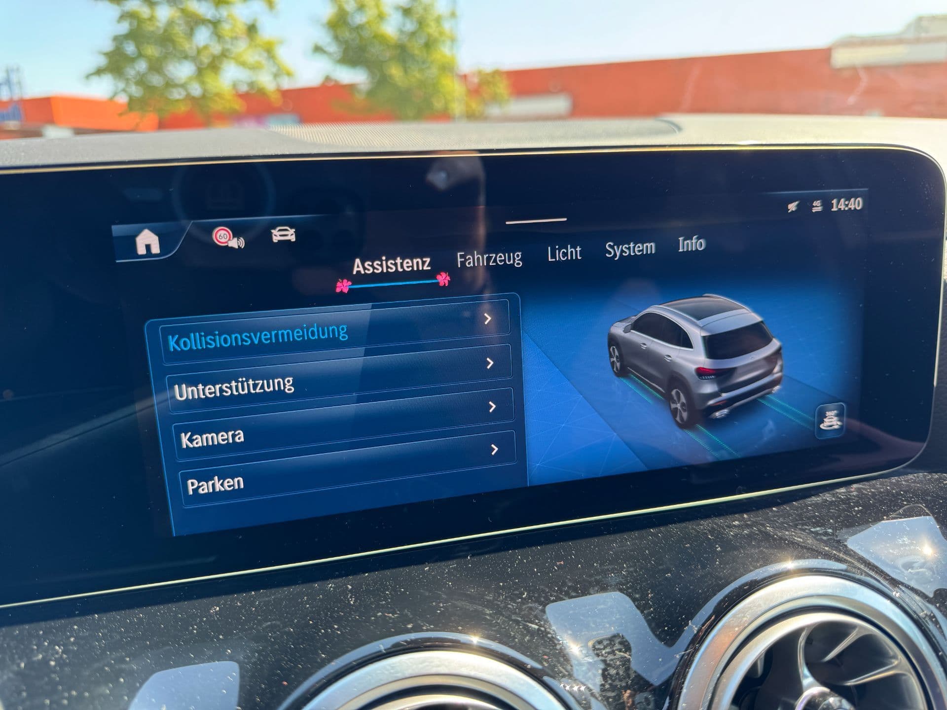 Mercedes-Benz GLA 200 Progressuve Aut. - Bild 24