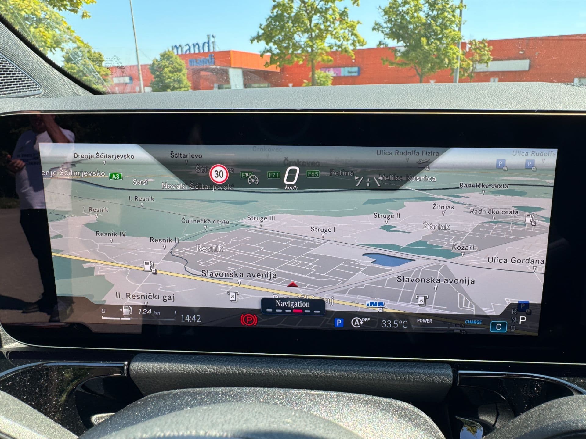 Mercedes-Benz GLA 200 Progressuve Aut. - Bild 32