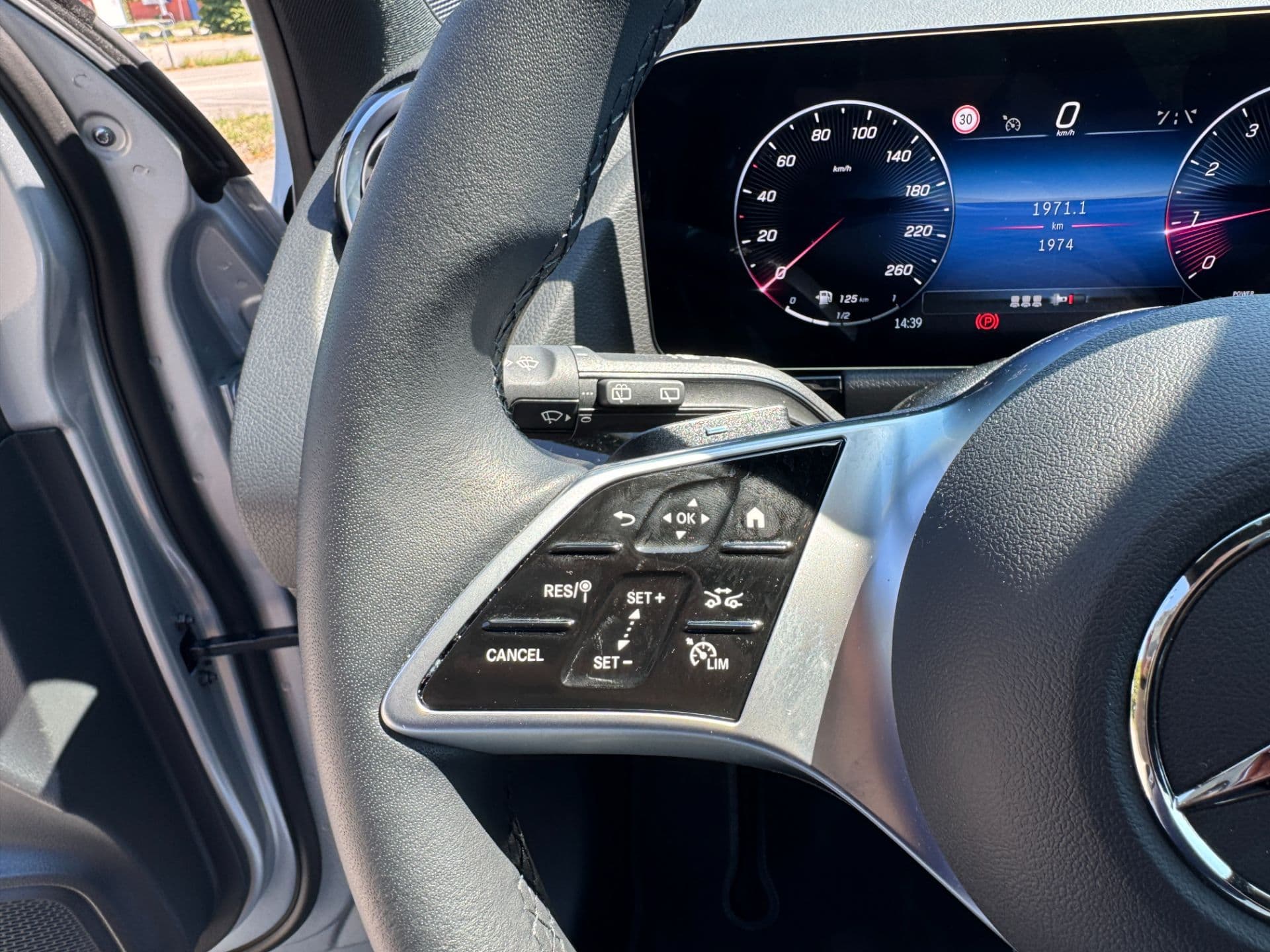 Mercedes-Benz GLA 200 Progressuve Aut. - Bild 20