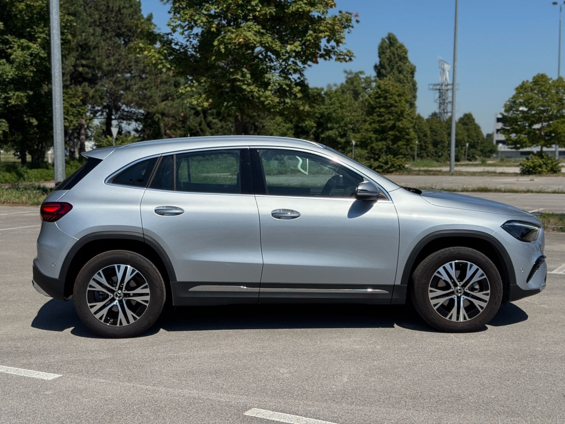 Mercedes-Benz GLA 200 Progressuve Aut. - Bild 8