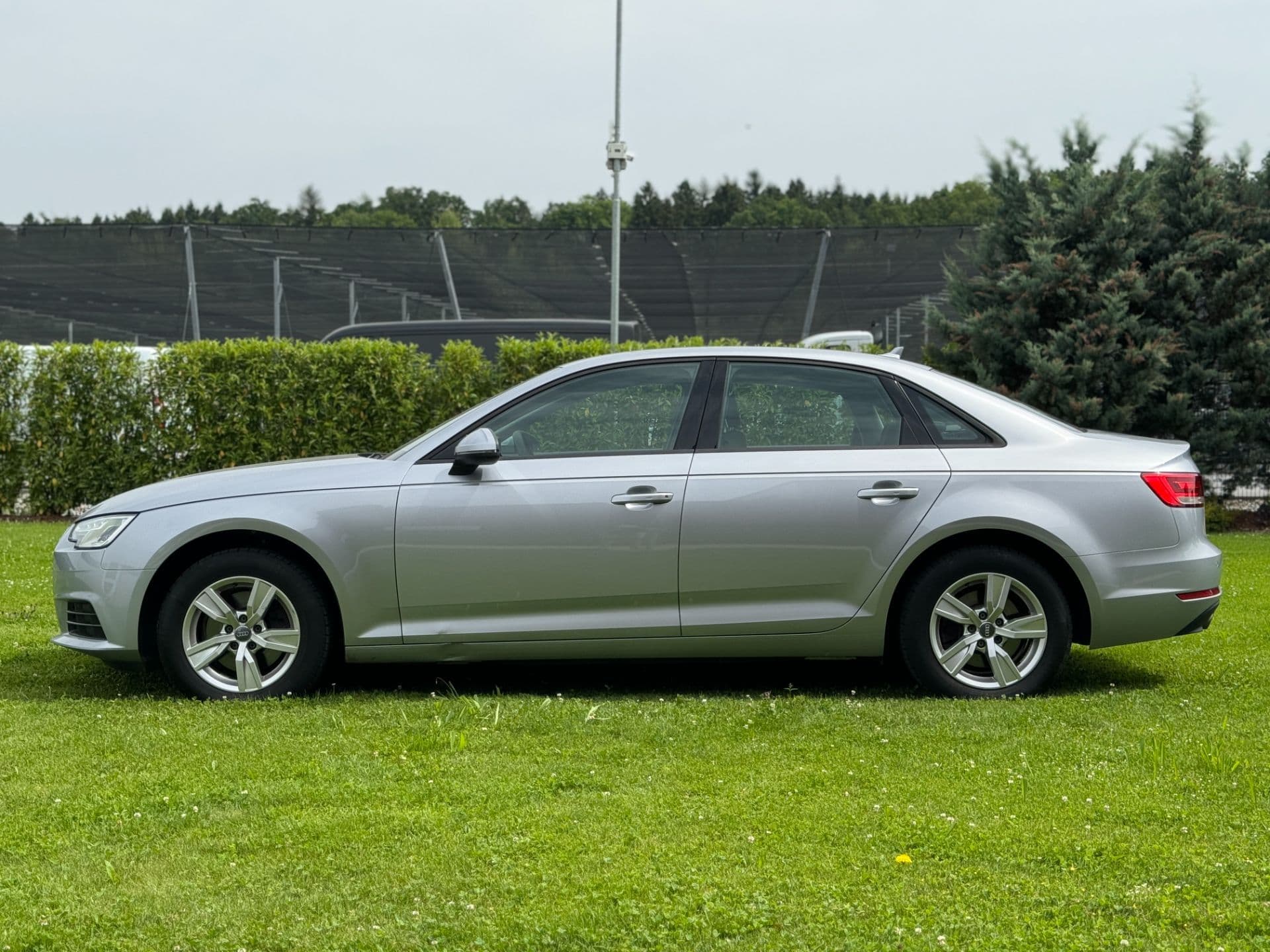 Audi A4 1,4 TFSI Limousine - Bild 5
