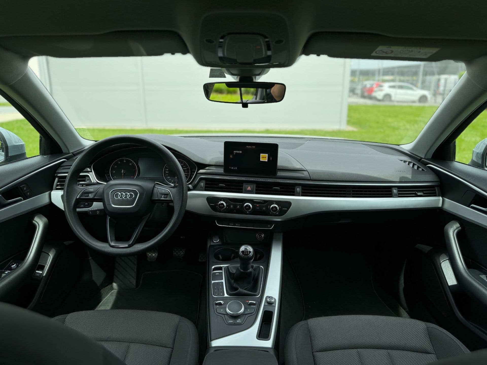 Audi A4 1,4 TFSI Limousine - Bild 17