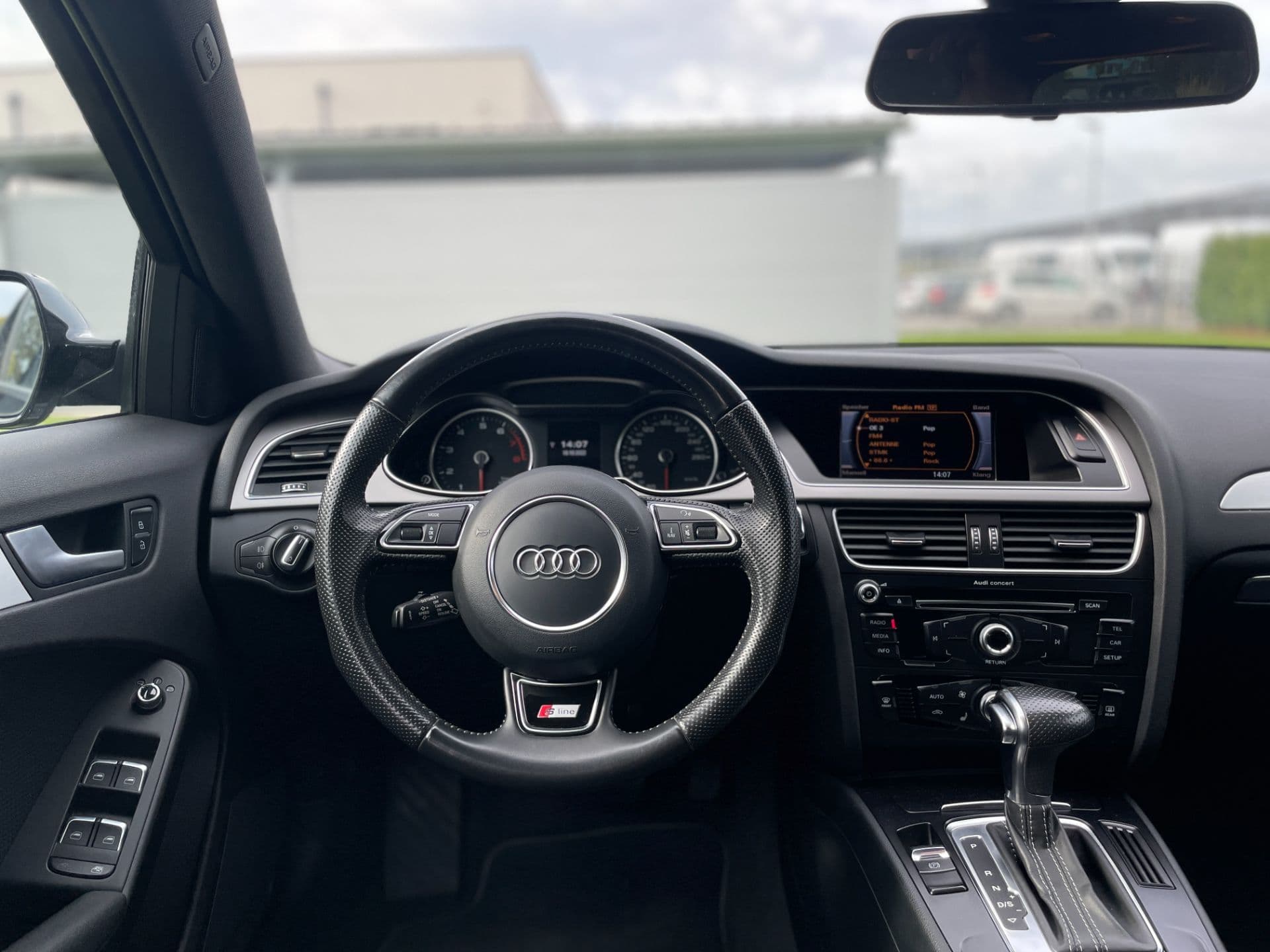 Audi A4 Avant 2,0 TFSI quattro - Bild 17