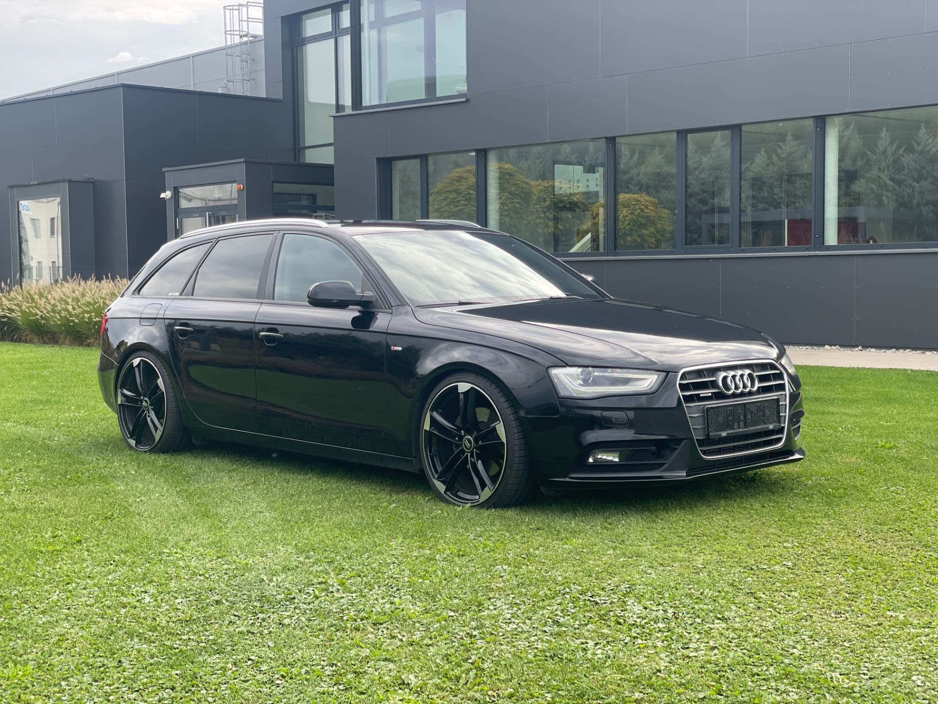 Audi A4 Avant 2,0 TFSI quattro - Bild 9