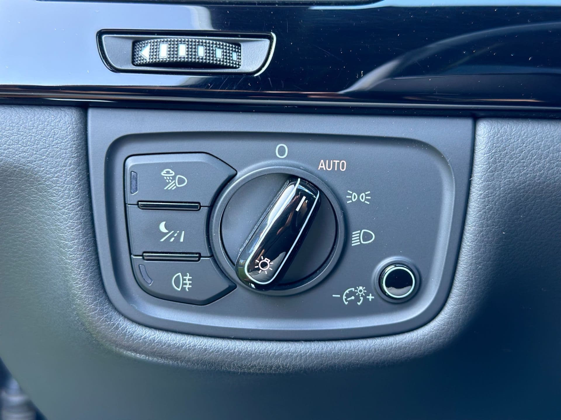 Audi A8 4,2 TDI lang quattro Tiptronic - Bild 24