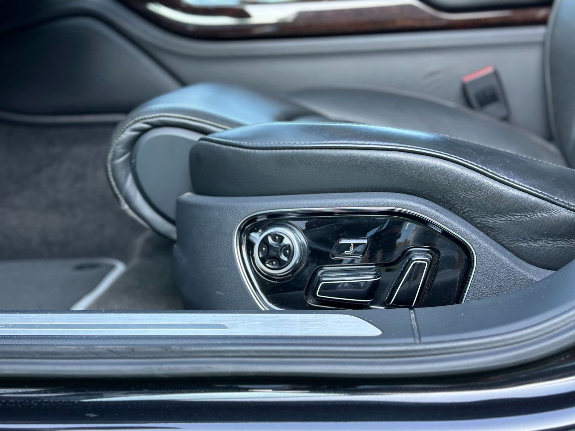 Audi A8 4,2 TDI lang quattro Tiptronic - Bild 19