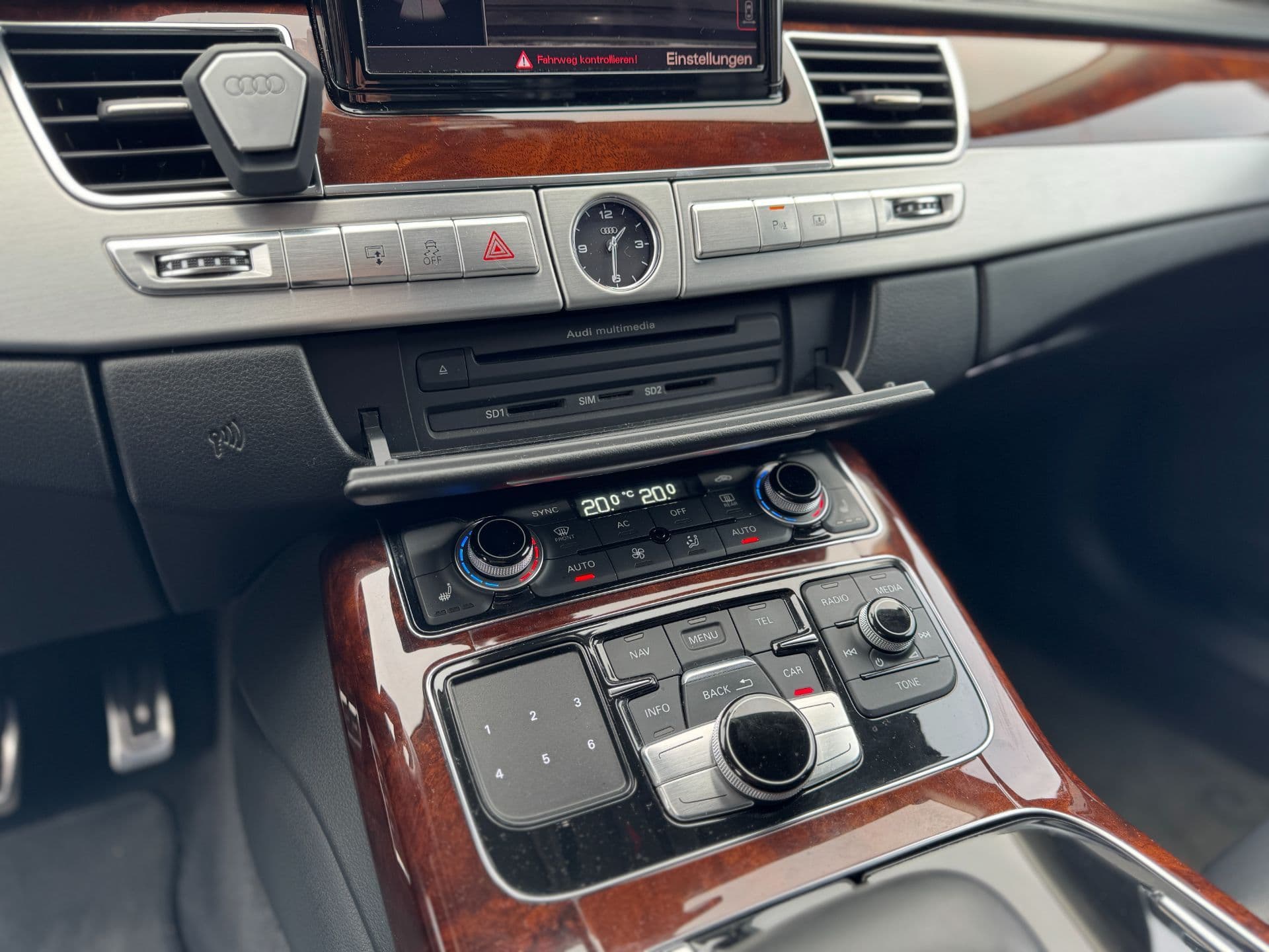 Audi A8 4,2 FSI V8 quattro Tiptronic - Bild 21