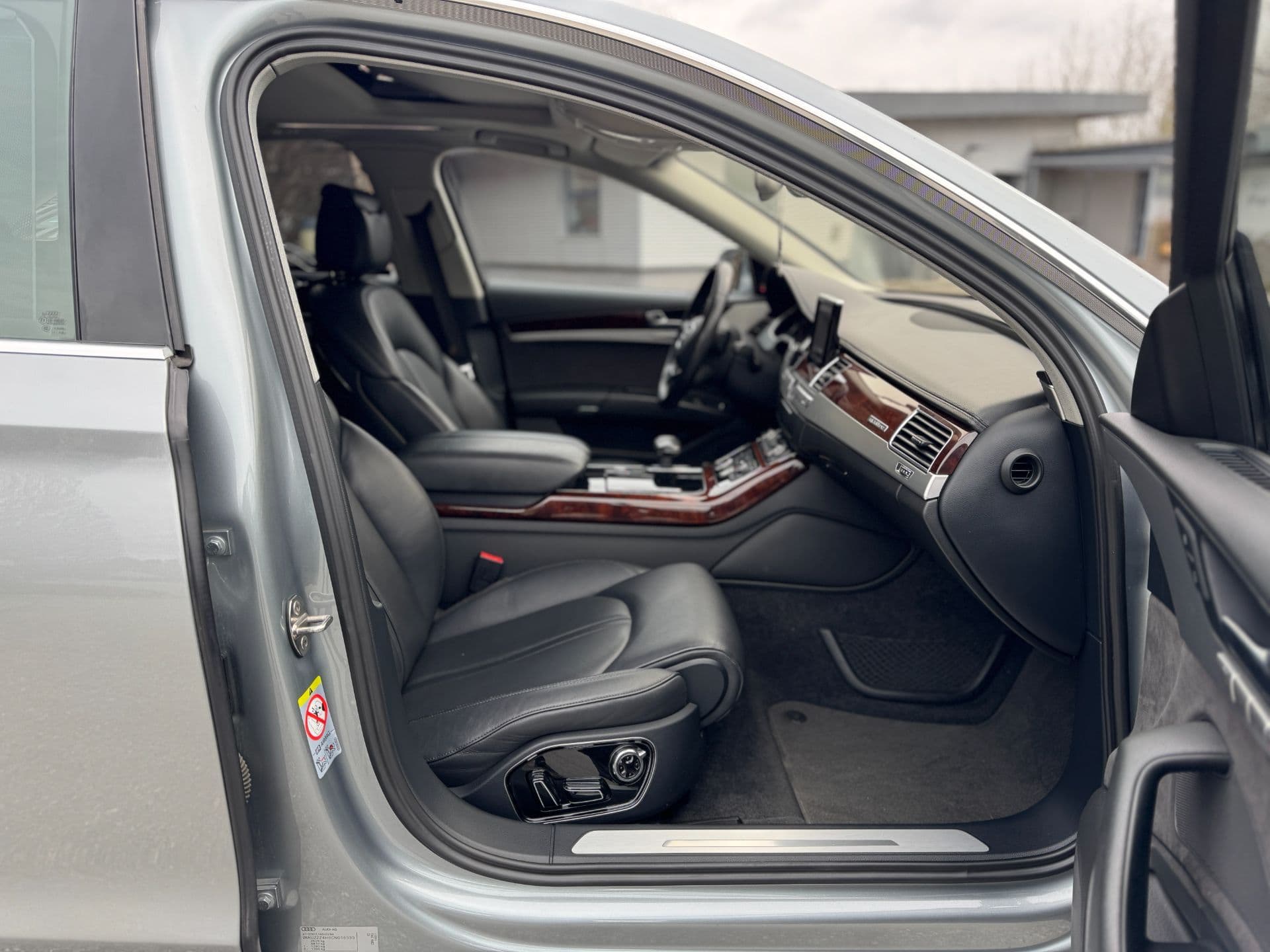 Audi A8 4,2 FSI V8 quattro Tiptronic - Bild 28