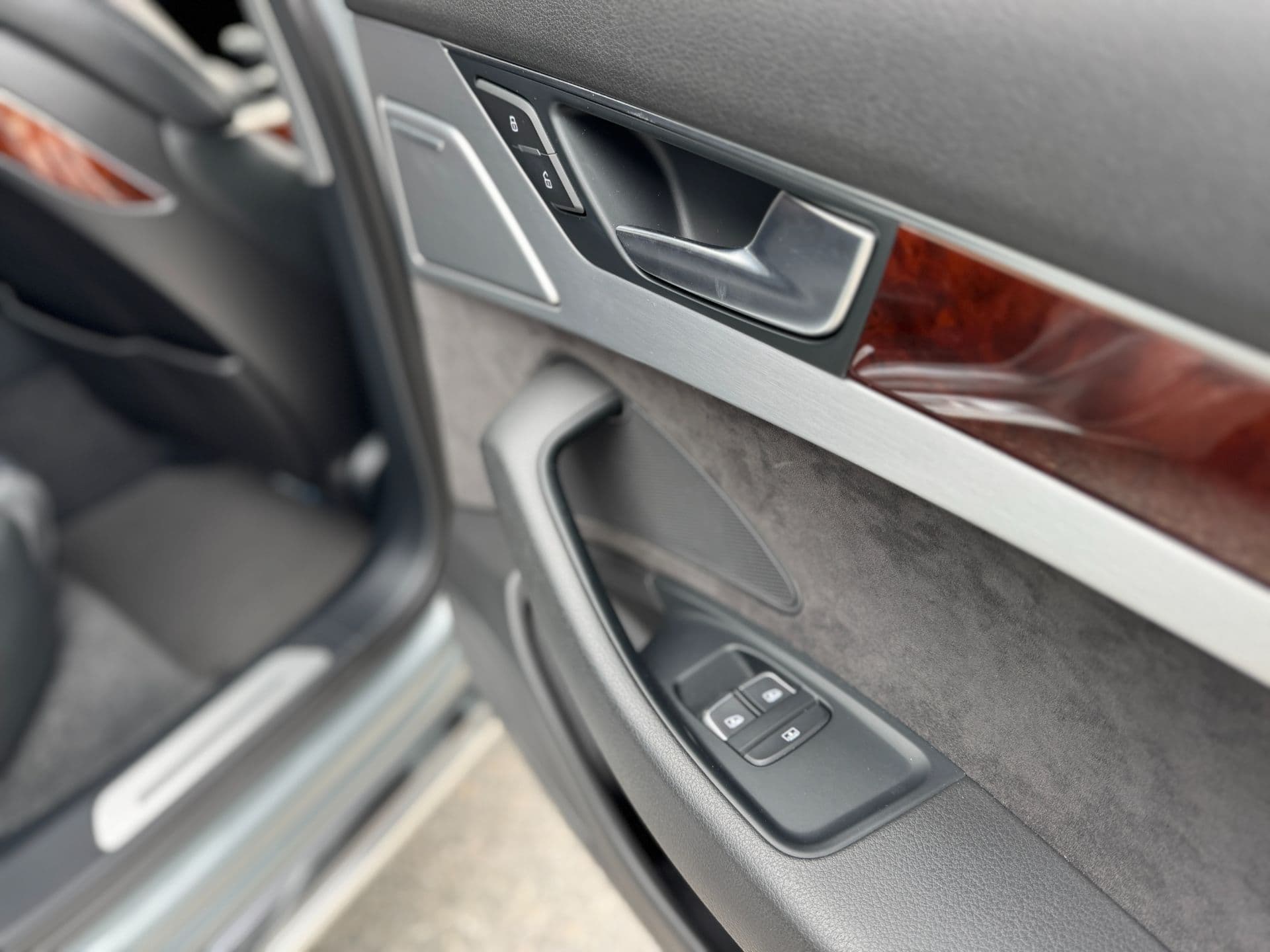 Audi A8 4,2 FSI V8 quattro Tiptronic - Bild 27