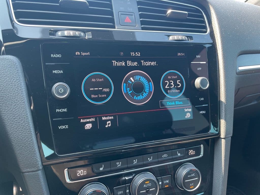 Volkswagen Golf GTI Performance 2,0 TSI DSG - Bild 39