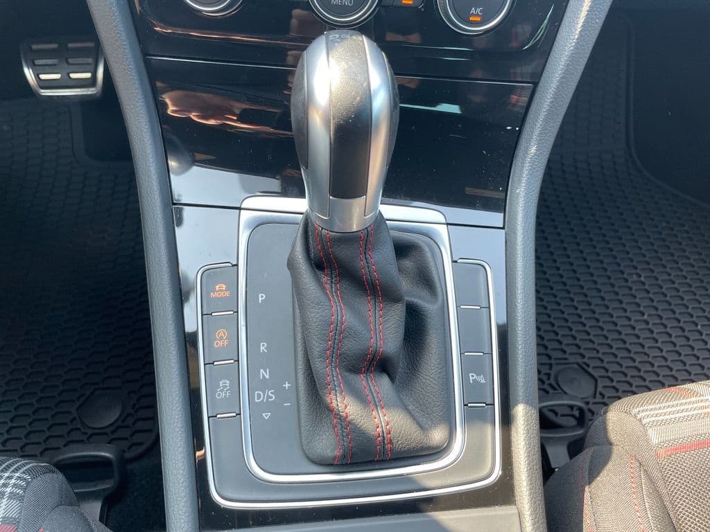 Volkswagen Golf GTI Performance 2,0 TSI DSG - Bild 27