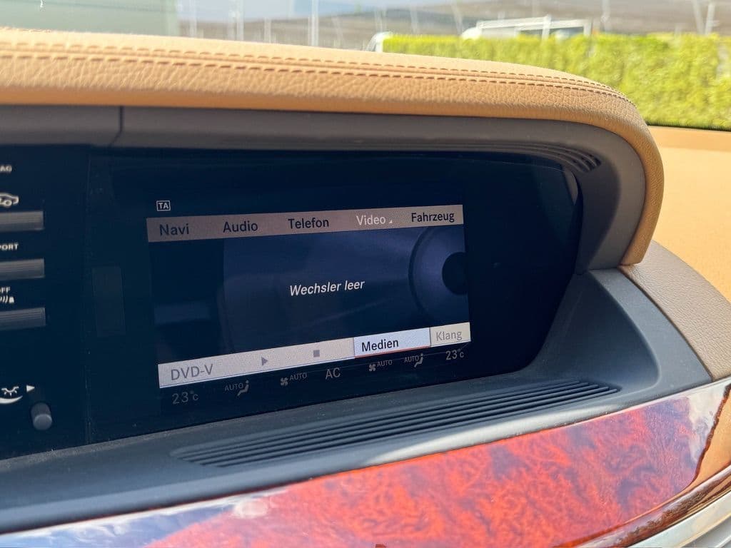 Mercedes-Benz S 500 7G-TRONIC - Bild 35